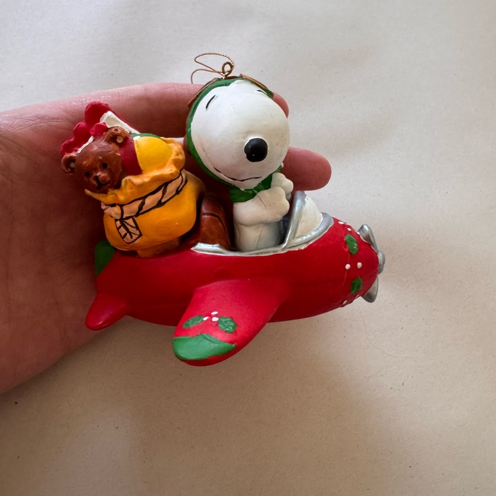 EUC. Vintage UFS Peanuts Holiday Ornament